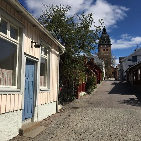 Pensionat Gyllenhjelmsgatan Strängnäs Exterior foto